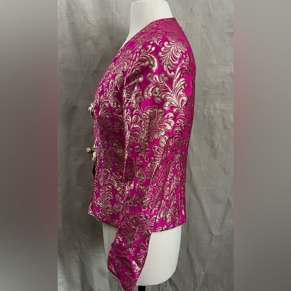 Farinae Collections Vintage Fuchsia and Gold Embroidered Jacket Size 8​ - Picture 3 of 8
